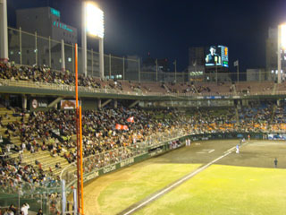 carp0403_03.jpg (26338 �o�C�g)