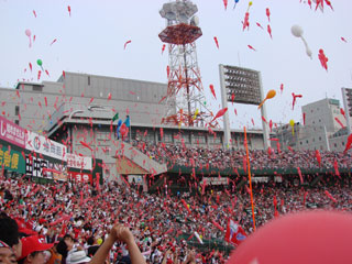 carp0503_21.jpg (31994 �o�C�g)