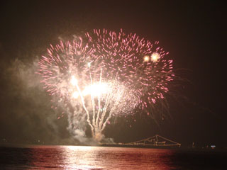 hanabi2007_32.jpg (16460 �o�C�g)