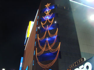 dre2007_02.jpg (18912 �o�C�g)